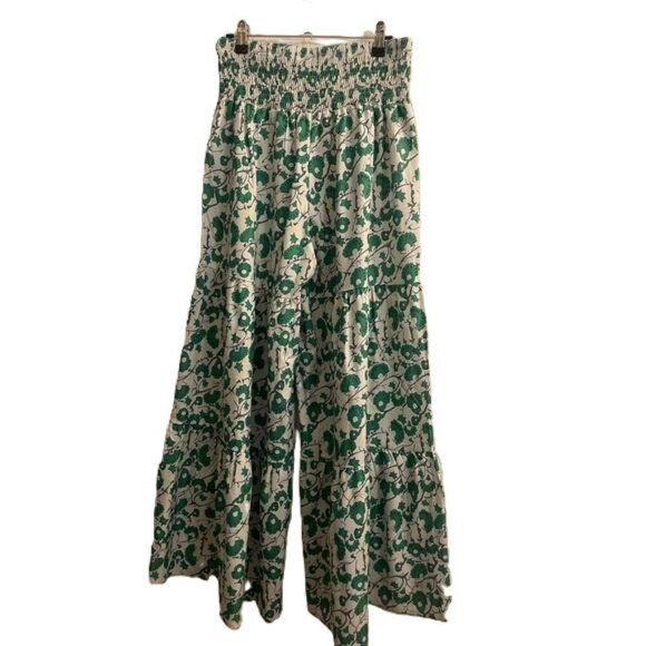 Women's Wide Leg Tiered Floral Print Smocked Waist Palazzo Pants, Medium - Picture 1 of 4